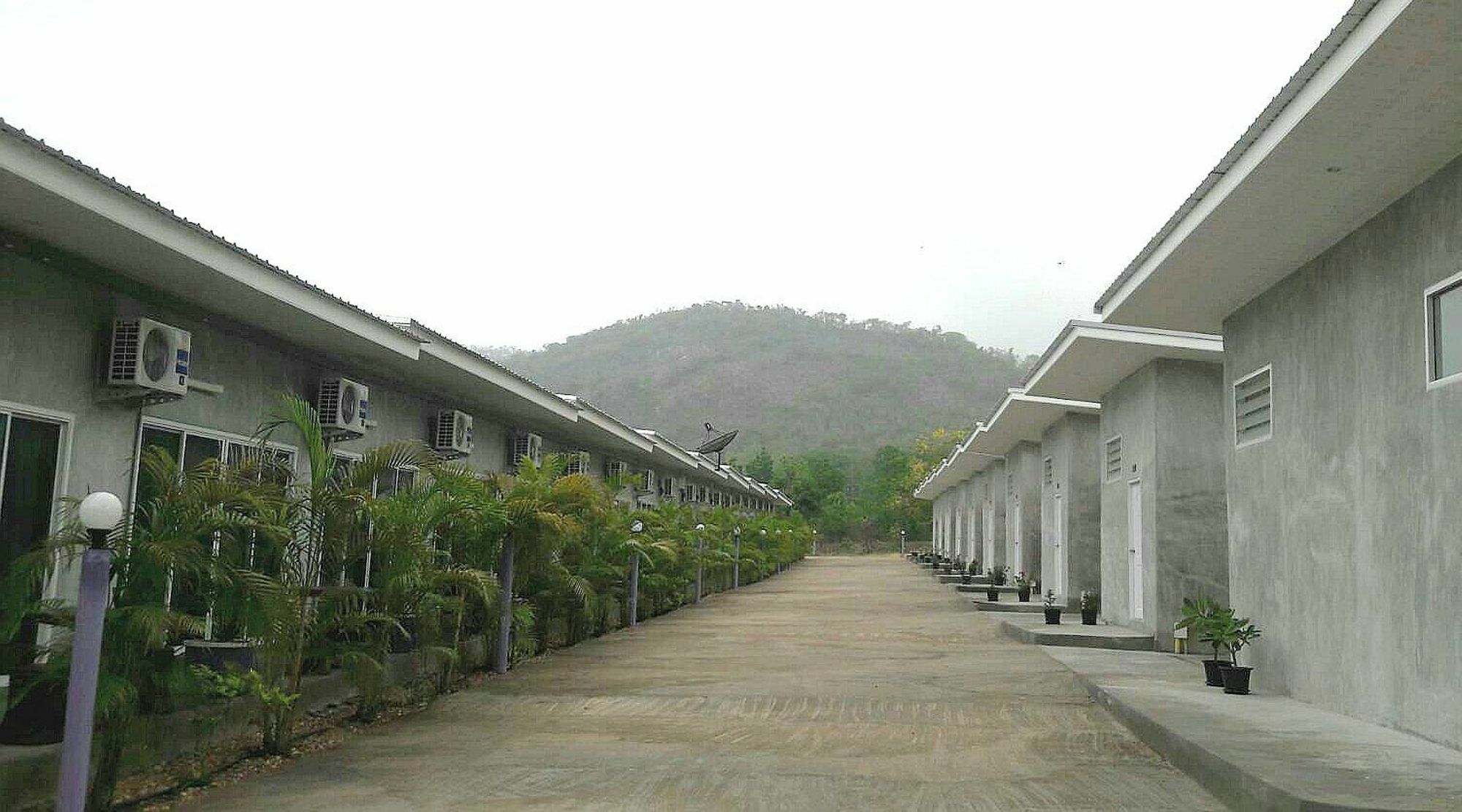 Phurang Hill Resort Канчанабурі Екстер'єр фото